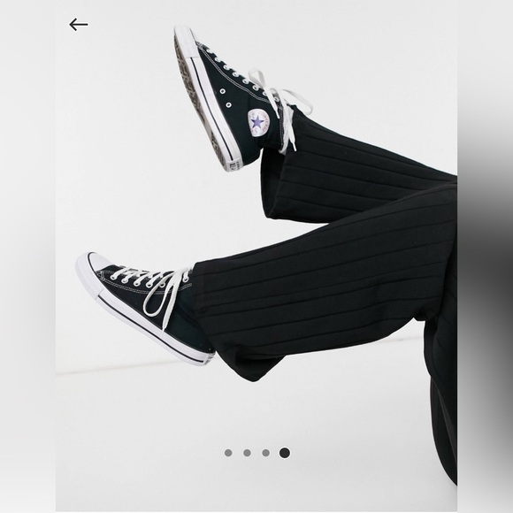 [SOLD] STRADIVARIUS Recycled Polyester Ribbed Wide Leg Pants - Picture 2 of 7